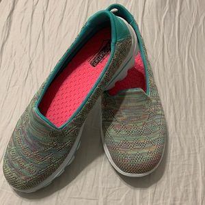 Skechers Go Walk multi color slip on size 8.5